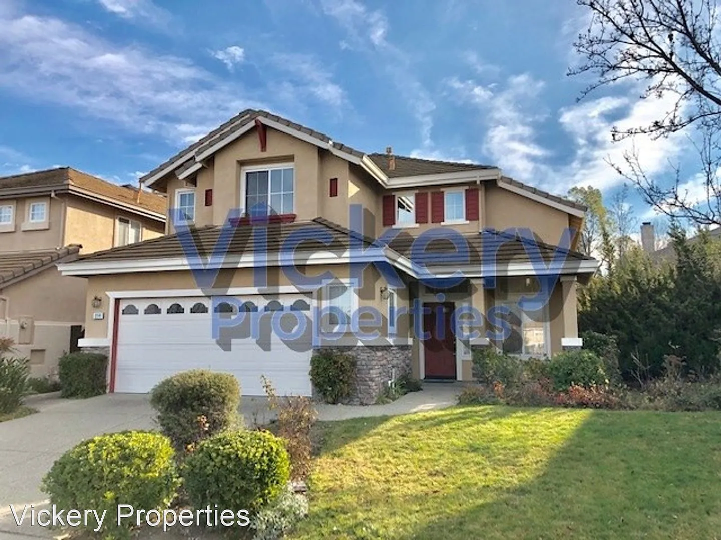 214 Stetson Dr photo 1