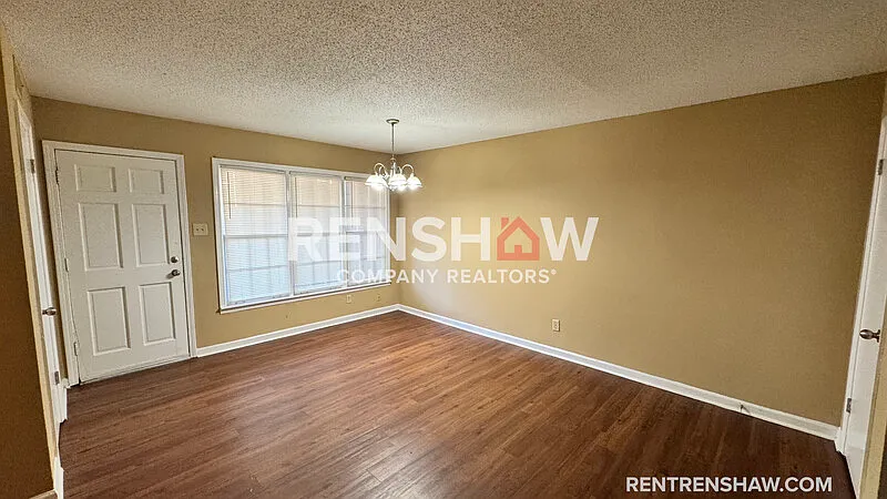 3 bed, 2.5 bath, 1575 sqft, $1,395 — Photo 4