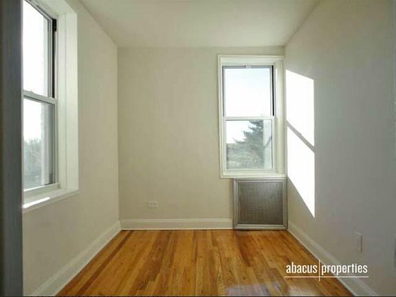 4th image of 1600 Caton Ave APT 5L