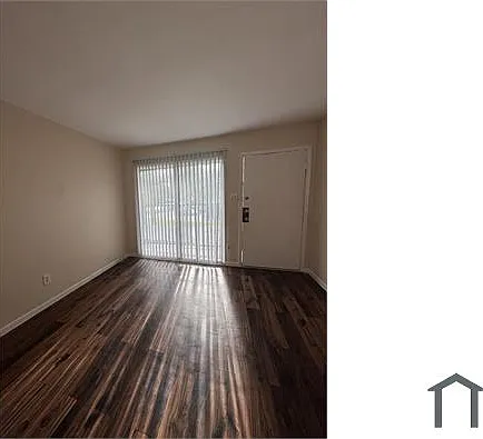 308 E Walker St #4 — Photo 9