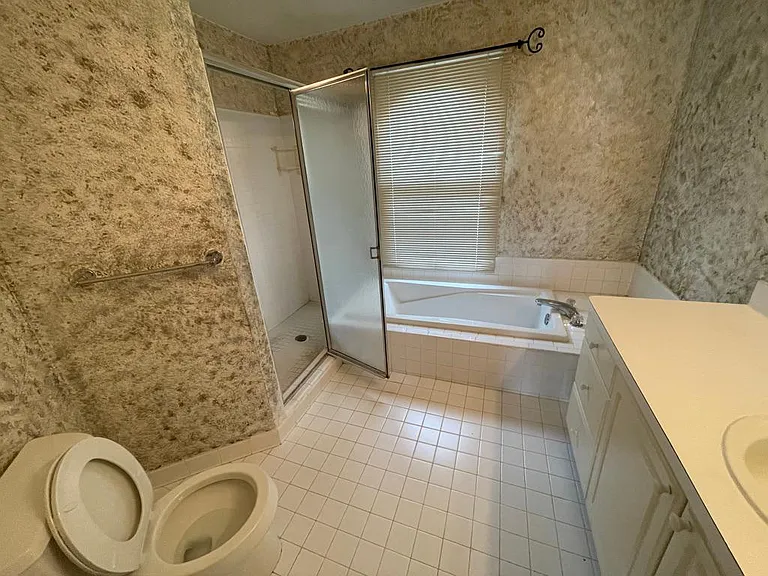 43590 Wendingo Ct — Photo 18