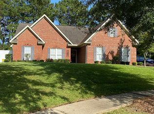 104 Dundee Ct, Dothan, AL 36305