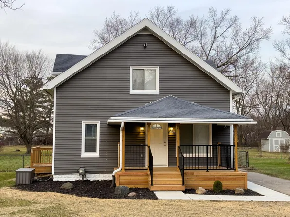 6596 Maple Dr, Clarkston, MI 48346