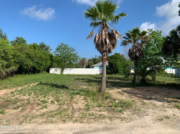 515 Sandy Ln, Panama City Beach, FL 32413