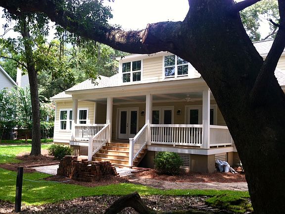 330 sf covered veranda 