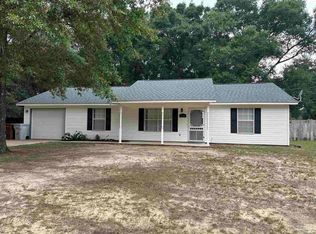 4233 Tomahawk Trl, Milton, FL 32583