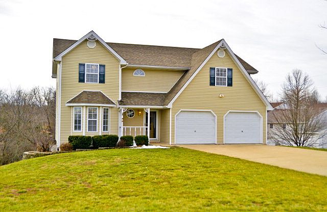 1st image of 3715 Willow Brook Dr