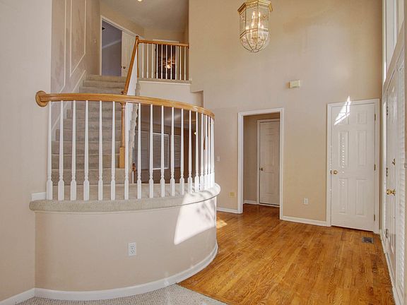3rd image of 5804 W 147th St