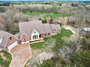 460 Burks Rd, Whitewright, TX 75491