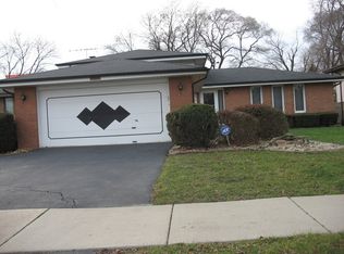 17324 Wausau Ct, South Holland, IL