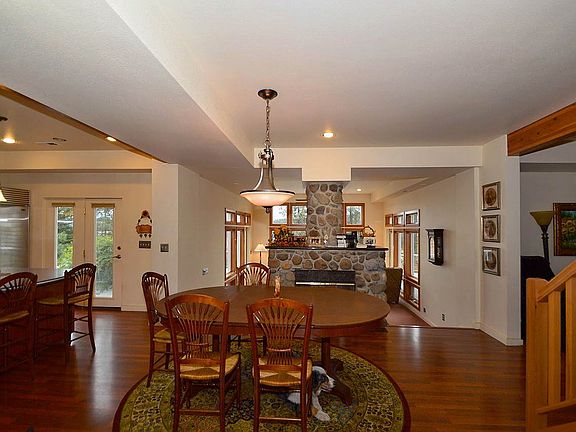 3rd image of 16525 N West Newman Lake Dr