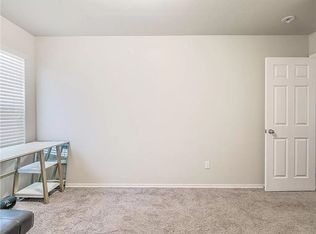 805 Hallow Oak Ct, Midwest City, OK 73130