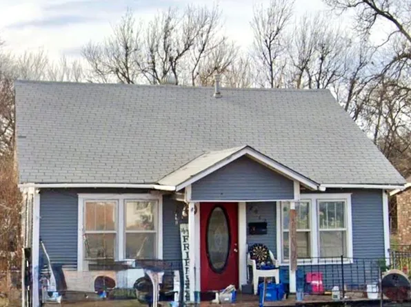 2012 S 13th St, Chickasha, OK 73018