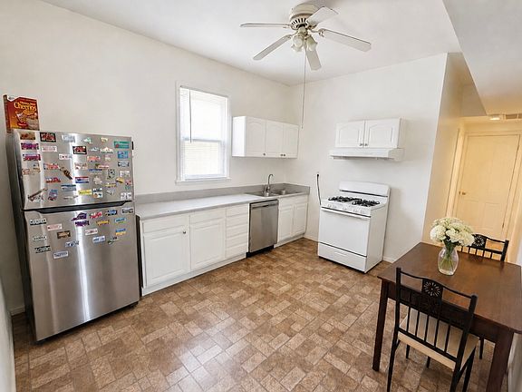4th image of 378 Lafayette St Floor 2