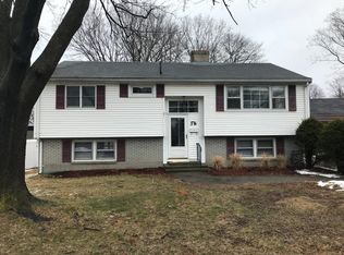 38 Caldwell St, Weymouth, MA 02191
