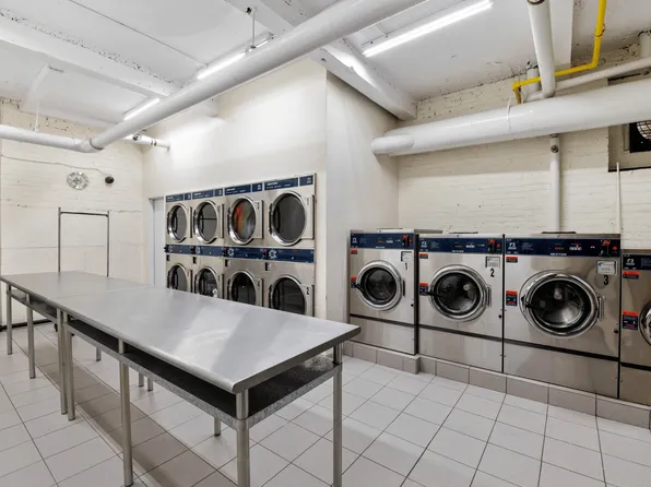 25-40 31st Avenue image 20 of 24