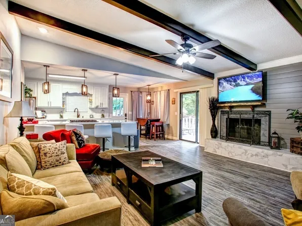 83 Kathryn Dr, Marietta, GA 30066