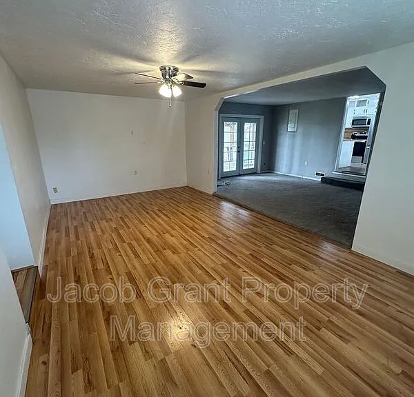 4590 N 15 E — Photo 7