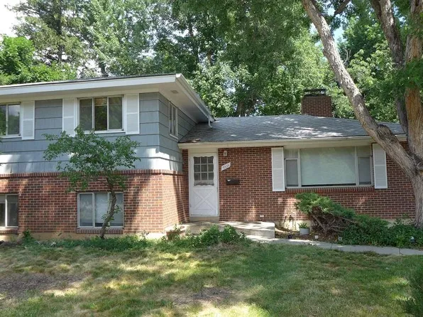 3325 Dover Dr, Boulder, CO 80305