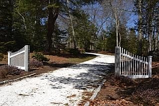 1st image of 166 Hollidge Hill