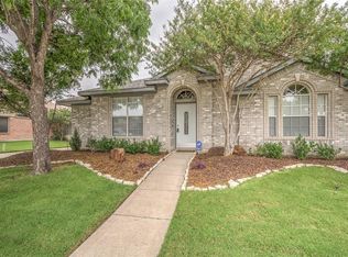 1497 Swan Lake Dr, Lewisville, TX 75077