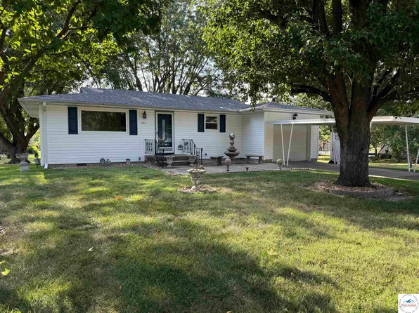 307 N Mable St, Clinton, MO 64735
