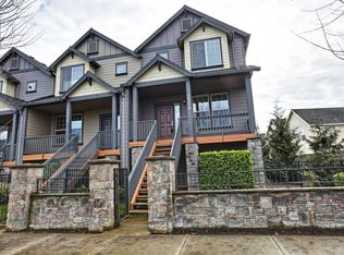 1350 NE Edgefield St, Hillsboro, OR