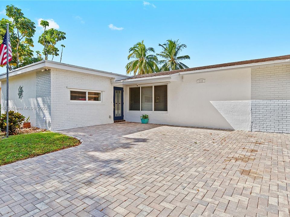 1st image of 710 NW 92nd Ave