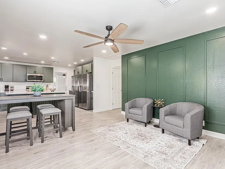 Entry Way sitting Area and extra bar space