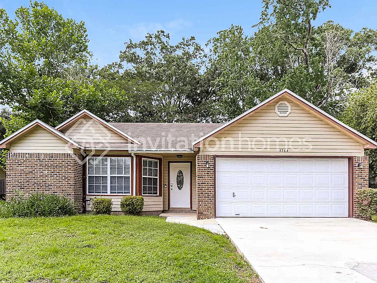 8763 Hammond Forest Dr — Photo 1