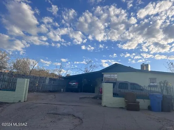 307 N Wayside Dr #A-b, Nogales, AZ 85621