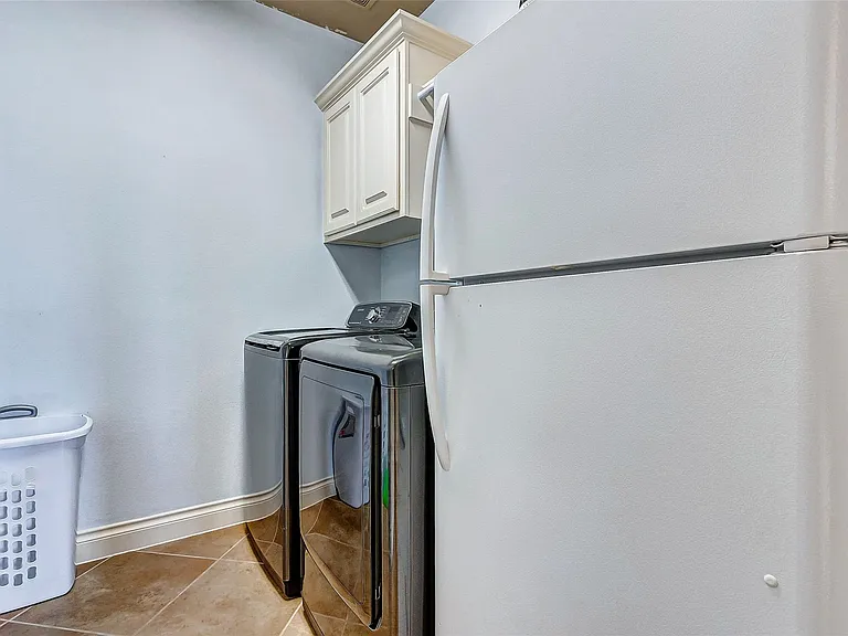 16214 Canova Hill Ln — Photo 23