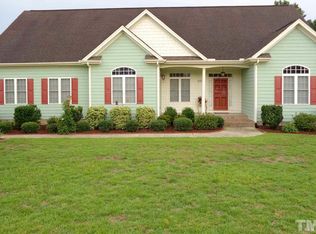 6977 Ogburn Farms Dr, Willow Spring, NC 27592