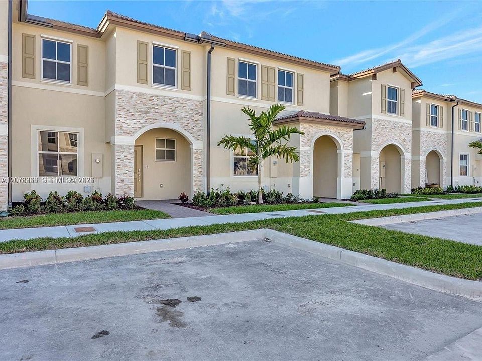 1st image of 2574 SE 29th St #2574