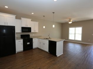 128 Highlands Crossing Blvd, Statesboro, GA 30458