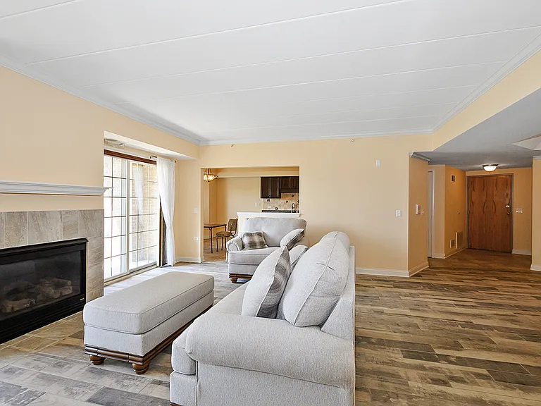 14130 Sheffield Dr #102 — Photo 5