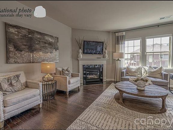 4th image of 1530 Swallow Tail Dr #157