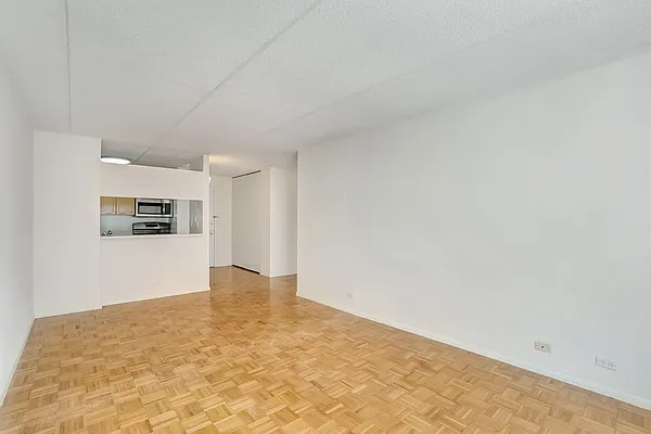 Rented by Compass | media 12