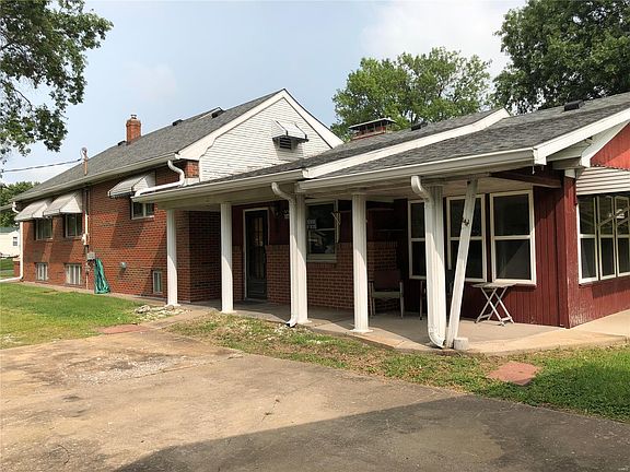 3rd image of 3000 Palmer Ave