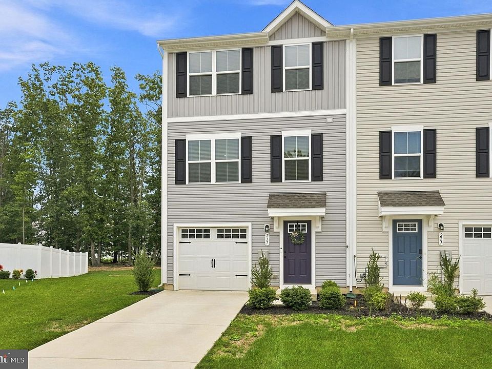 1st image of 217 Conte Ct