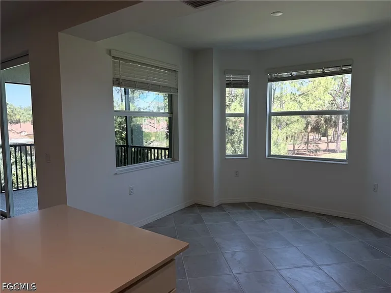 18421 Copperhead Ct N #222 — Photo 24