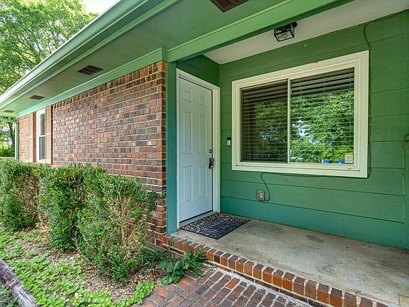 2nd image of 2836 Ohana Way