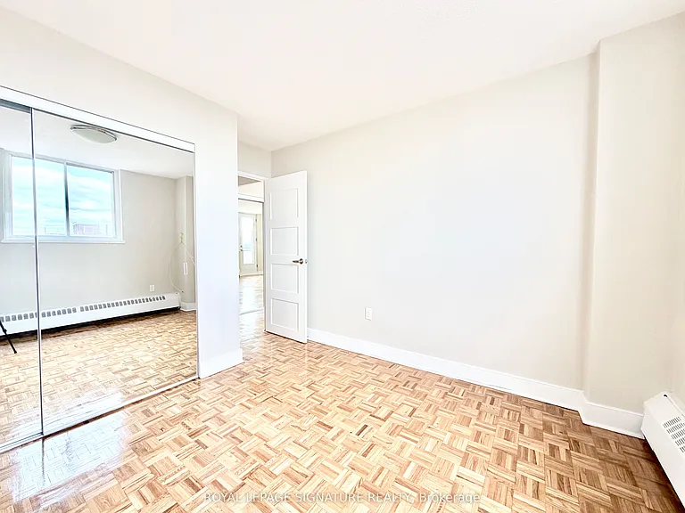 1500 Bathurst St #1103 — Photo 11