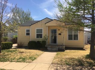 222 SE Alpine Dr, Plainview, TX 79072