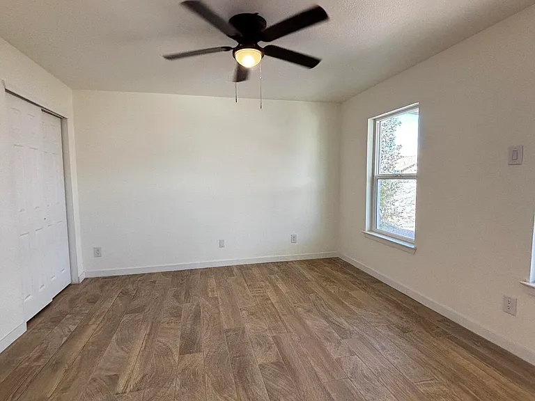 9101 Lacebark Elm Dr — Photo 8