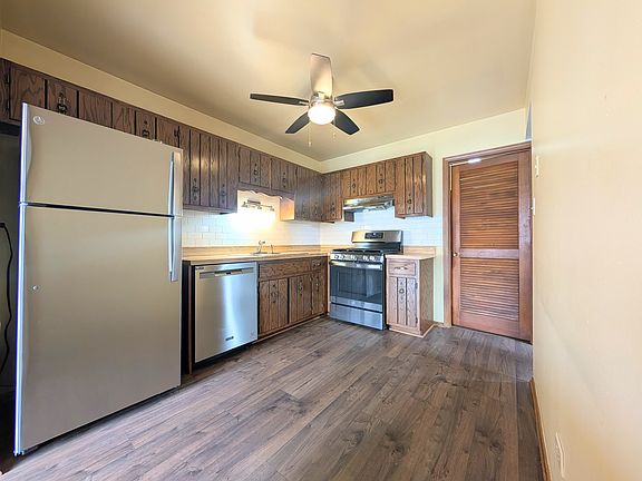 5th image of 16160 Apple Ln APT 3