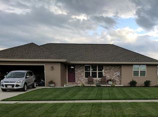 1124 Charlene Ave, Omro, WI 54963