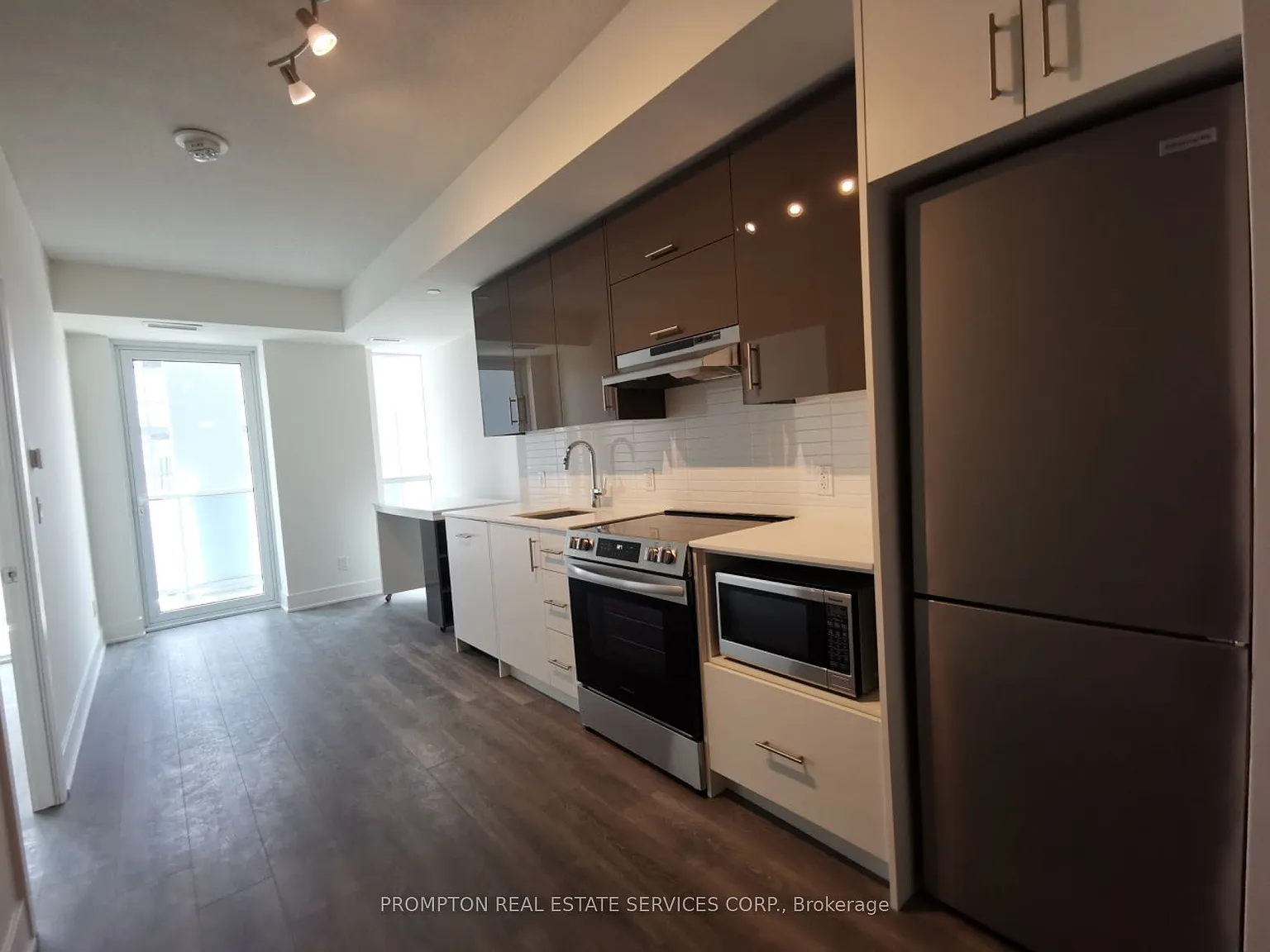 2 bed, $2,300 — Photo 3