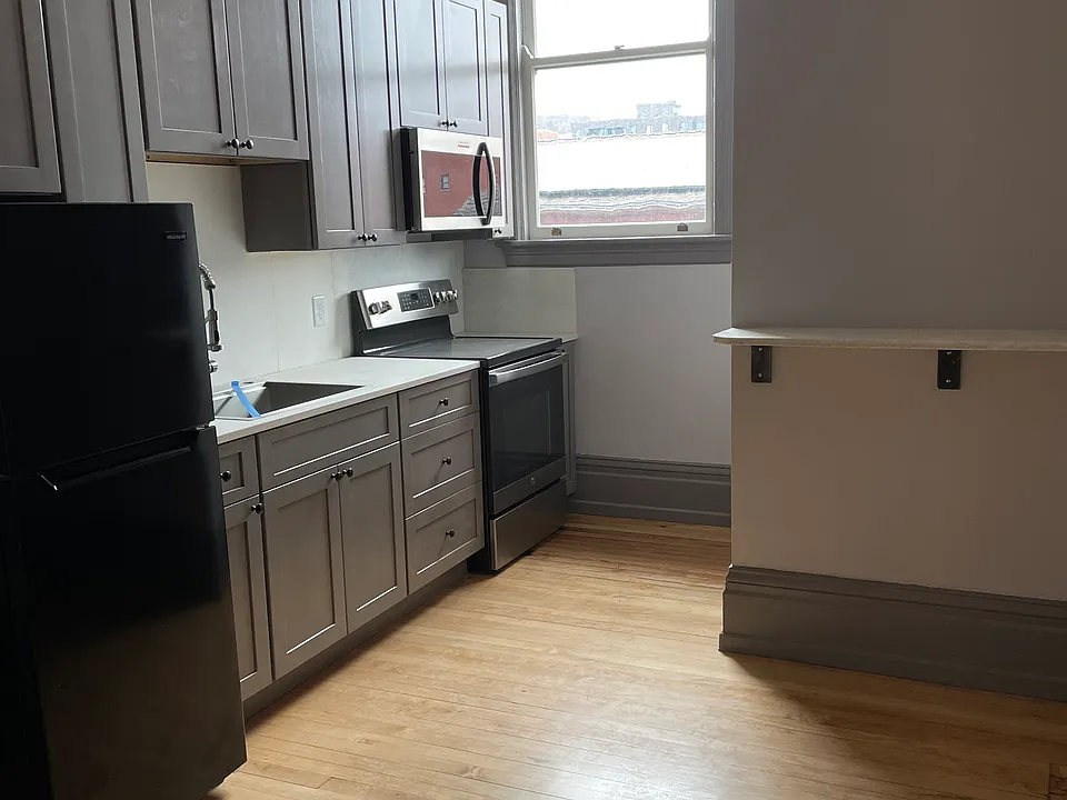 45 Kingman St #301