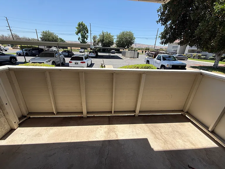 Redlands Blvd — Photo 11